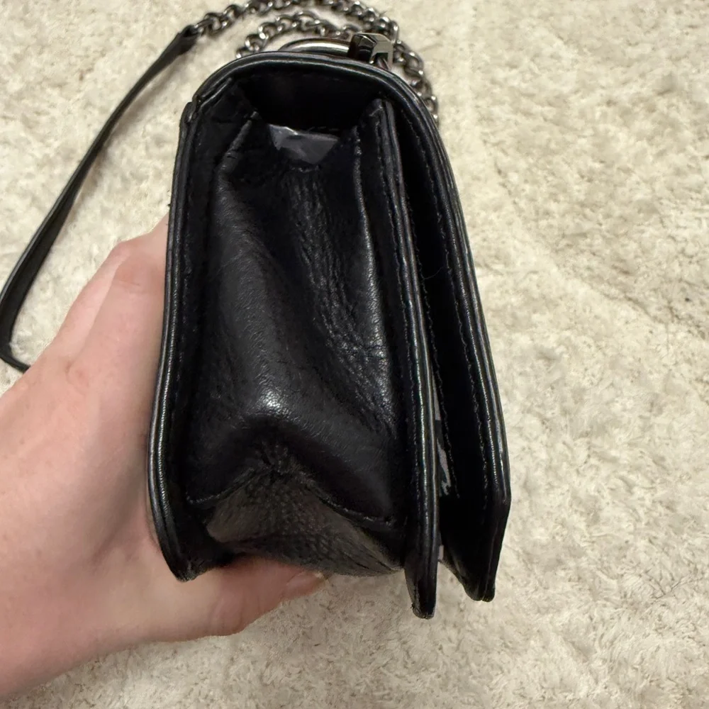 🖤Like New Rebecca Minkoff Black Quilted Crossbody with Chain Strap